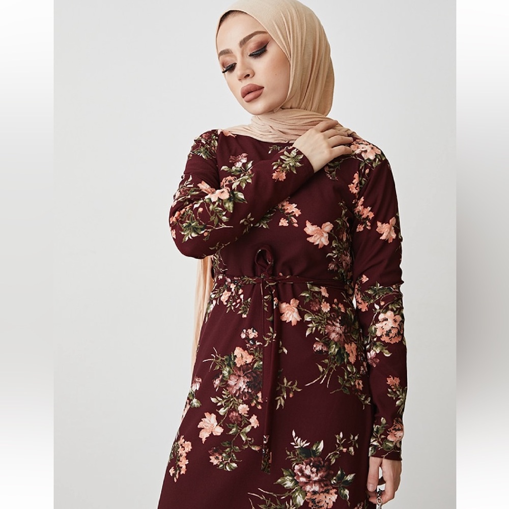 Dress - Picture 6 of 6